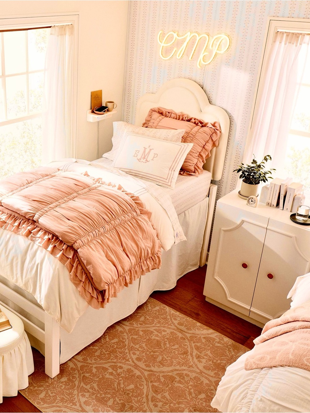 POTTERY BARN | Twin | Cotton Percale Hotel Collection Line Border Duvet Cover